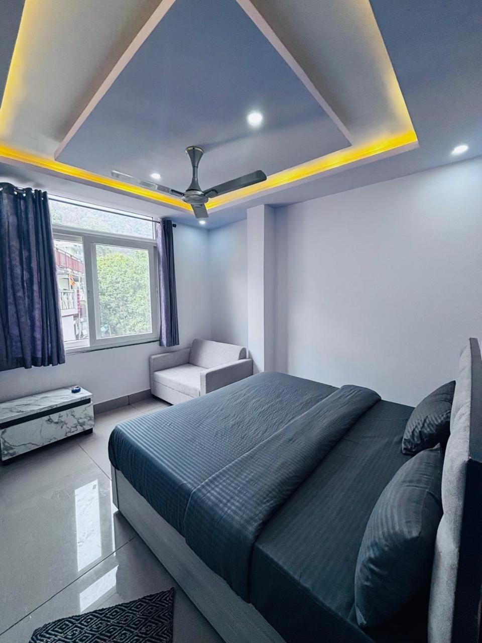 Hotel Paradise Palm Rishikesh Exterior photo